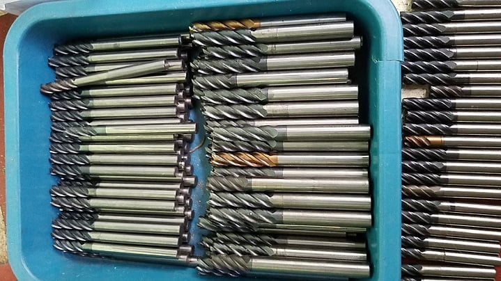 Thu mua phế liệu tận nơi miền Bắc – Thành Long