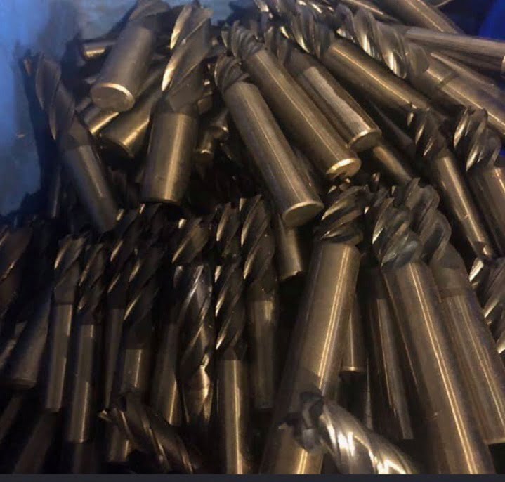 Thu mua phế liệu tận nơi miền Bắc – Thành Long