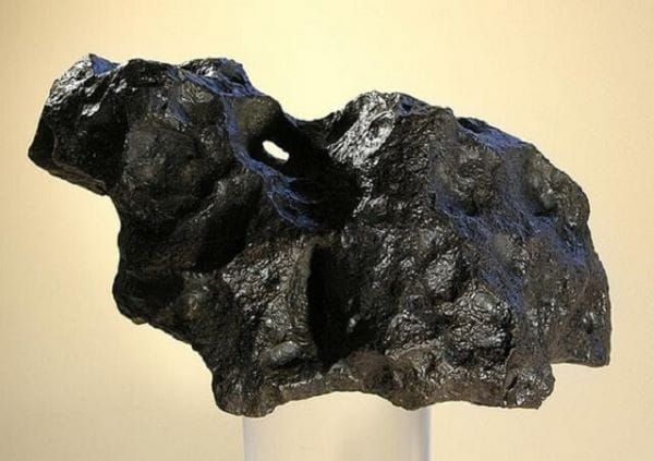 Cách nhận biết đồng đổi màu bằng dung dịch axit và quan sát phản ứng