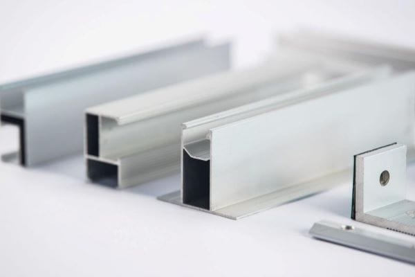 So sánh khả năng giữ nhiệt của nhôm và các chất khác
