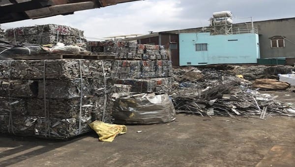 Hỗ trợ phân loại, vận chuyển và xử lý phế liệu