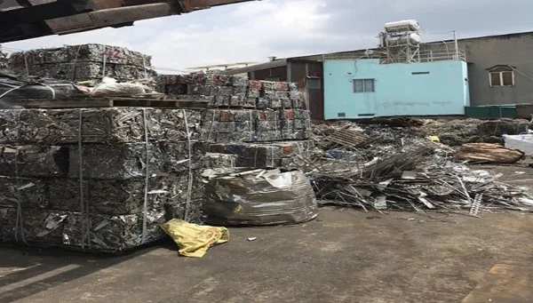 Hỗ trợ phân loại, vận chuyển và xử lý phế liệu