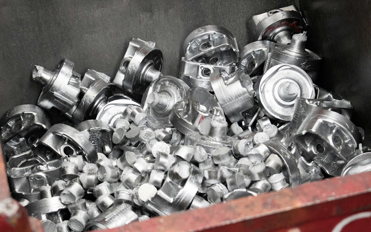 Phoi nhôm, mạt nhôm từ xưởng gia công
